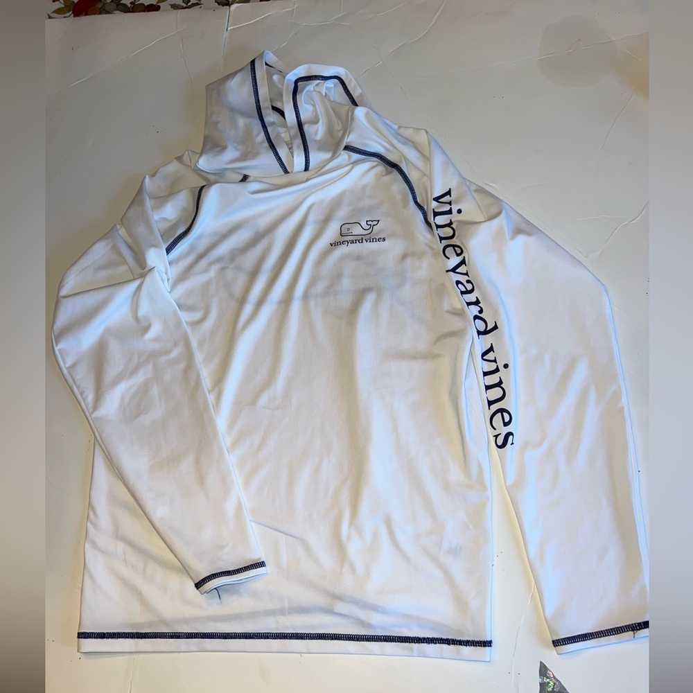 Men’s Vineyard Vines Long-Sleeved Heathered Performance Raglan Hoodie